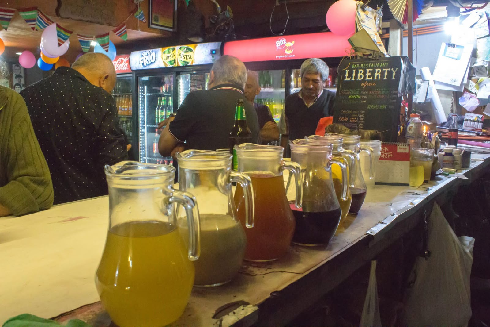 Arreglados en Bar Liberty, Valparaíso