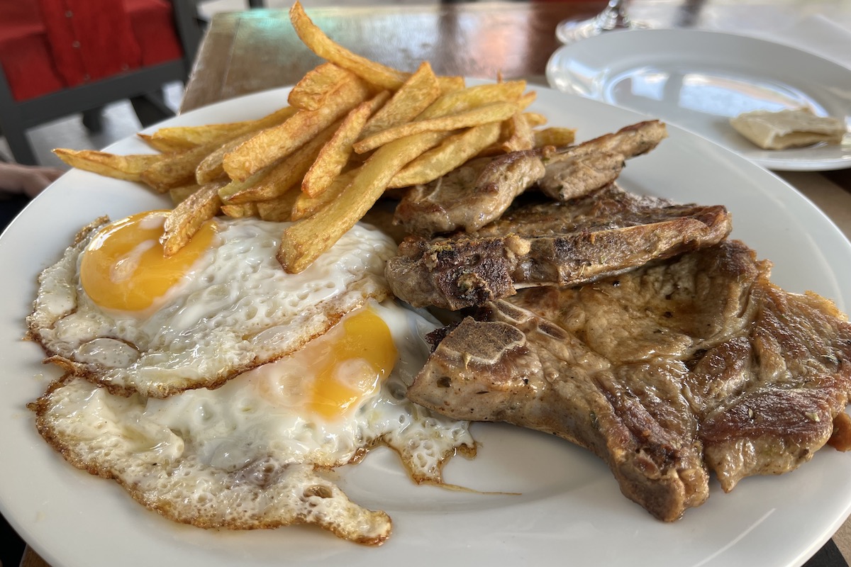 Cocina Restaurant El Chancho con Chaleco