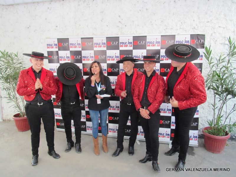 Presentando Domy Molina