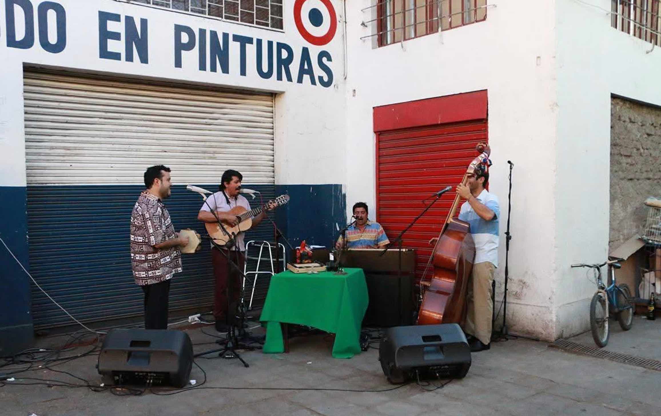 La Gallera en La Viseca, Estación Central