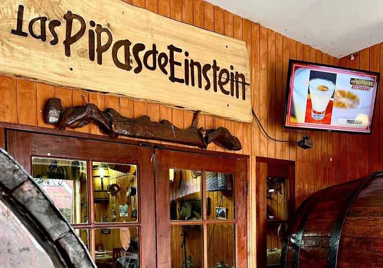 Las Pipas de Einstein Las Pipas de Einstein
